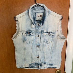 Sleeveless jean jacket vest juniors large